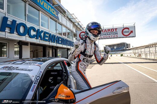 Maxime-Oosten-Ekris-BMW-M2-CS-Cup-Hockenheim-Winst-Juichen