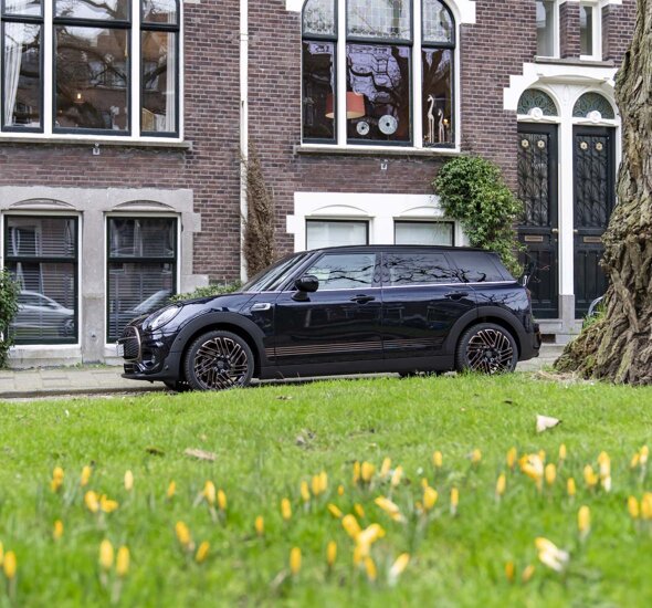 MINI-Clubman-Final-Edition-Zijkant-Header-Mobiel