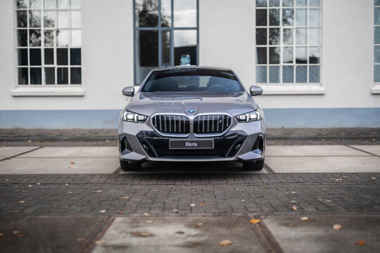 33-Get to know-BMW, Electrisch, i5-DENN2206