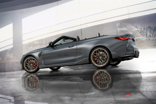 BMW-M4-Cabrio-Grijs-Zijkant
