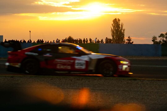 BMW_M4_GT3_Zonsondergang_Race_Zaterdag
