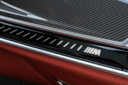 BMW X6M Interieur middensonsole 1040x694-1