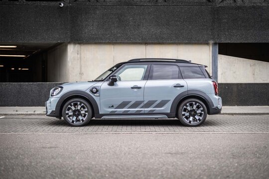 MINI-Countryman-Untamed-Edition-Zijkant