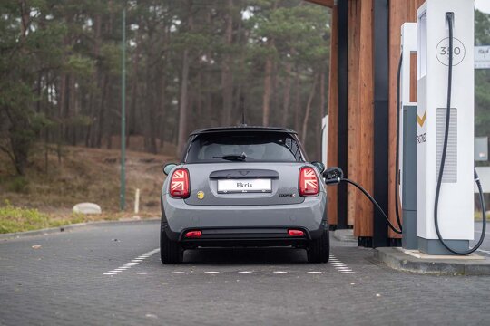 MINI_Electric_Deals_1530x1020 copy 2