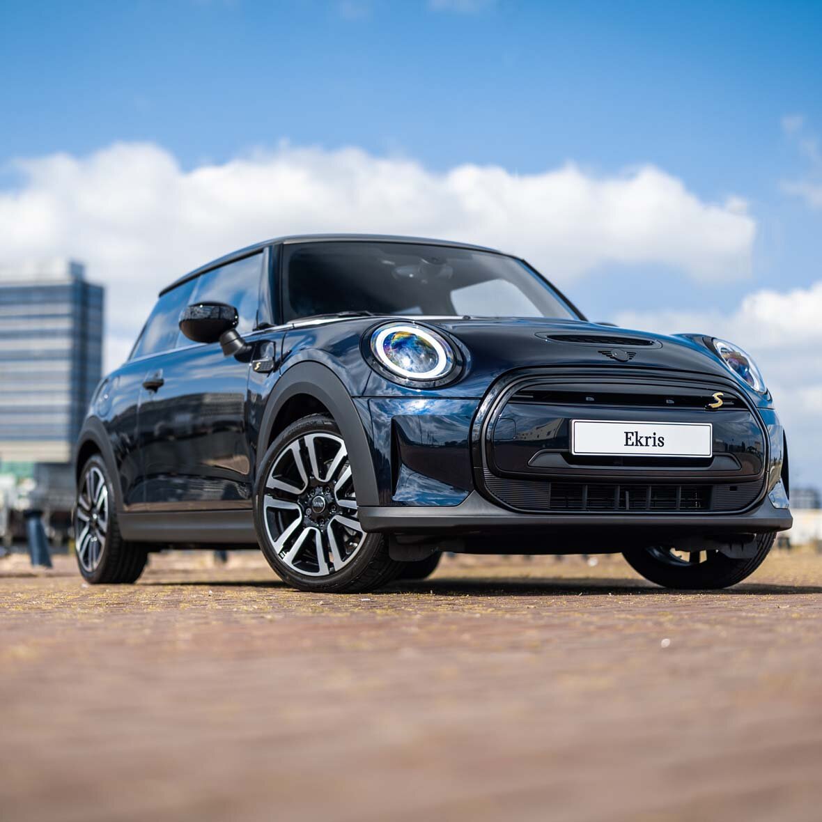 Elektrische modellen MINI | Volledig elektrisch rijplezier | Ekris MINI