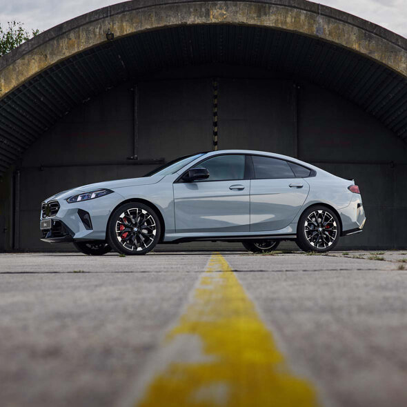 bmw-2-serie-gran-coupe-grijs-zijkant-header-mobile-ekris