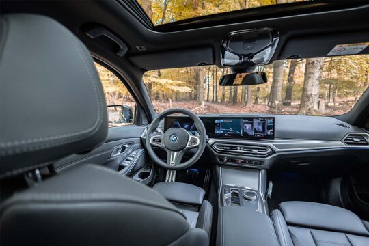 BMW-3-Serie-Touring-Interieur-Cockpit