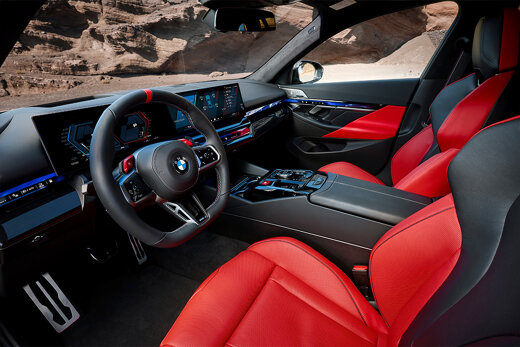 BMW_M5_Touring_Interieur_1040x694_1