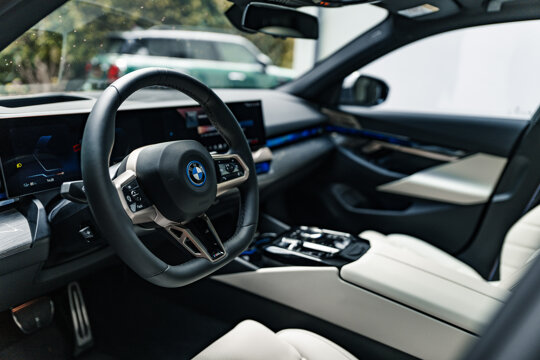 i5 Touring-Grijs-Villa-18