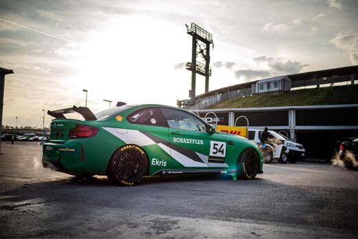 Maxime-Oosten-BMW-M2-Cup-Hockenheim-Zijkant-Pit