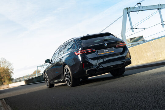 BMW 5 Serie Touring 550e xDrive-14