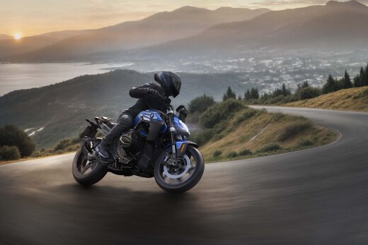 BMW_R_1300_R_Header_Desktop_Ekris