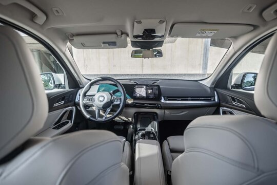 BMW_X1_Interieur_Cockpit_Ekris