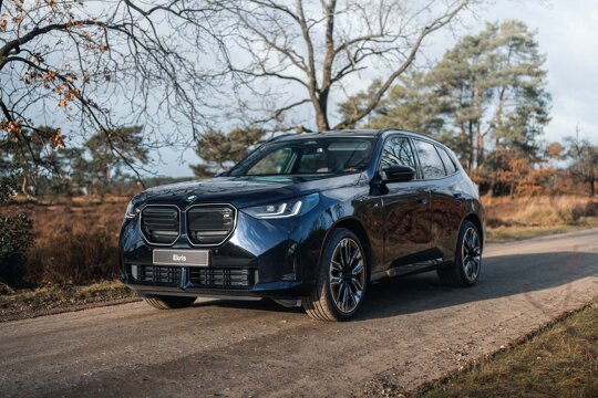 BMW_X3_Blauw_Voorkant_Bospad_Ekris
