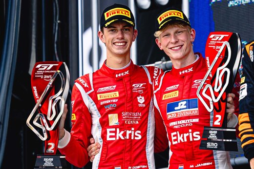 Maxime_Oosten_Mex_Jansen_Podium_Bokaal_Header_Desktop